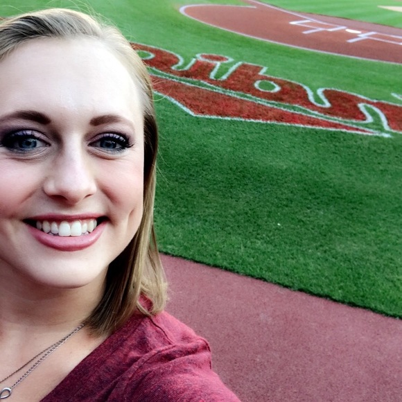 Meet your Posher, Carrie - Picture 6 of 11